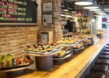 Tapas & Gaudi Tour