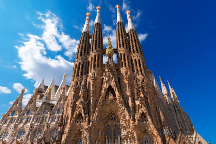 THE 10 BEST Barcelona Sights & Historical Landmarks to Visit (2023)